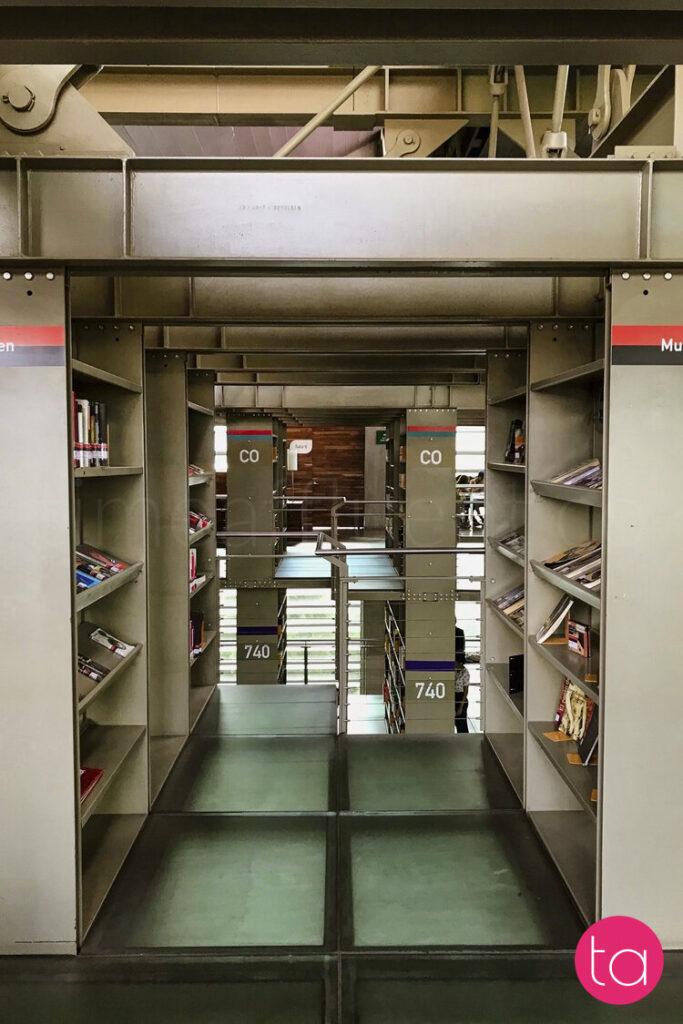 Mexico City's Biblioteca Vasconcelos