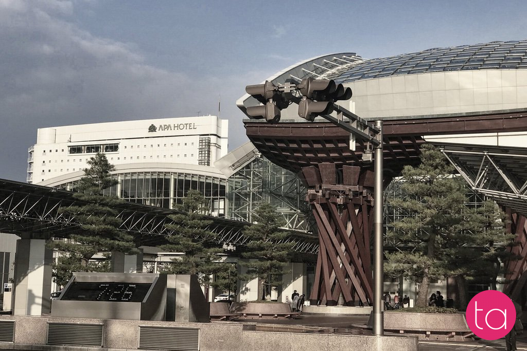 Tsuzumi-mon Gate at JR Kanazawa Station East