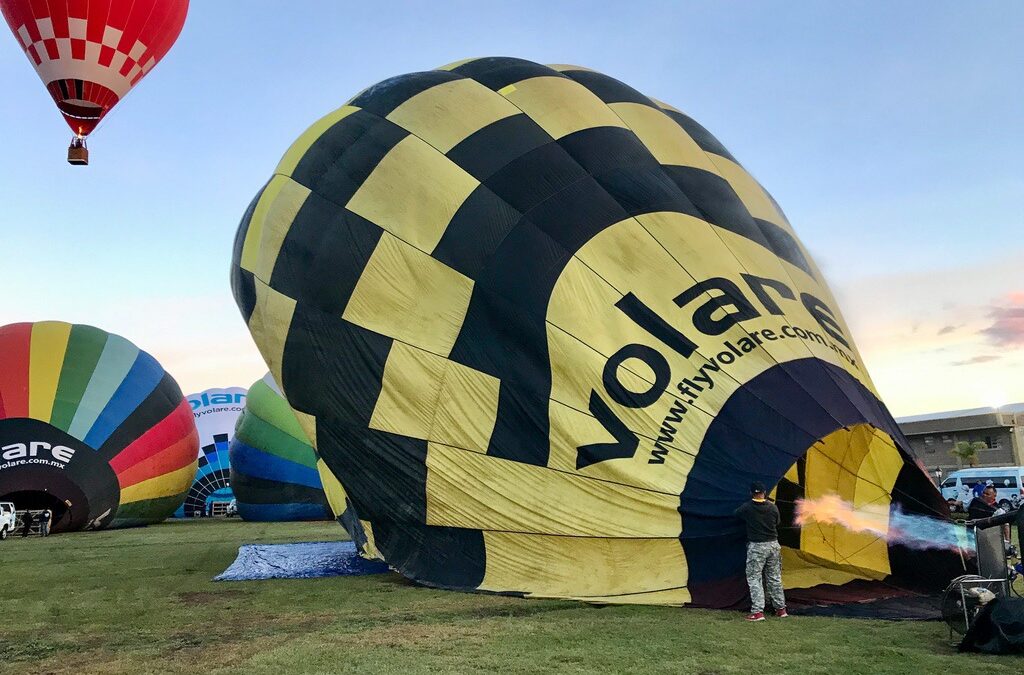 Teotihuacan Pyramids in the Valley of Mexico by Hot Air Balloon