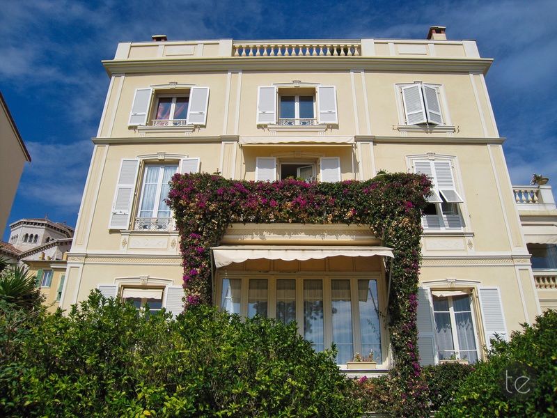 Monaco Palace: an Amazing Palace With a Long History of Royal Rule!
