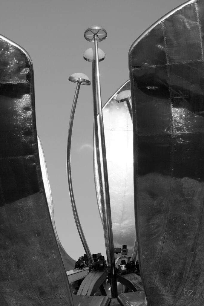 Floralis Genérica Sculpture in Plaza de las Naciones Unidas, Avenida Figueroa Alcorta, Buenos Aires