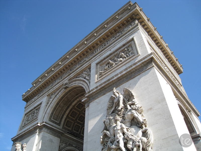 The Arc de Triomphe de l'Étoile in Paris