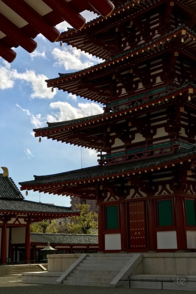 Shitennoji Temple in Osaka, Japan