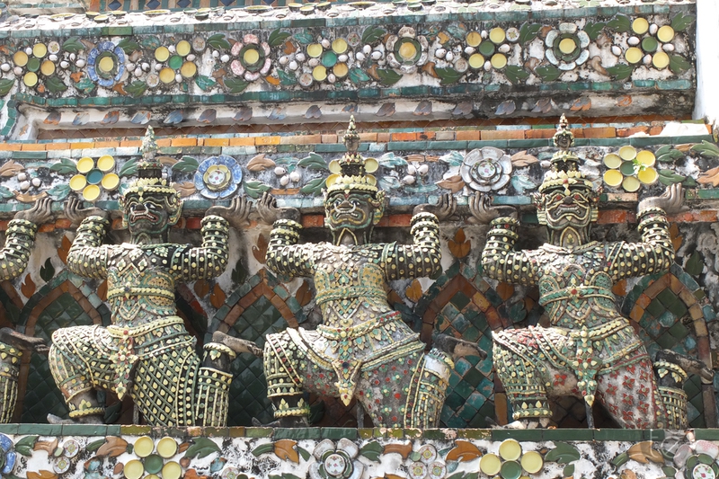 Wat Arun: Thailand's Iconic Temple of Dawn