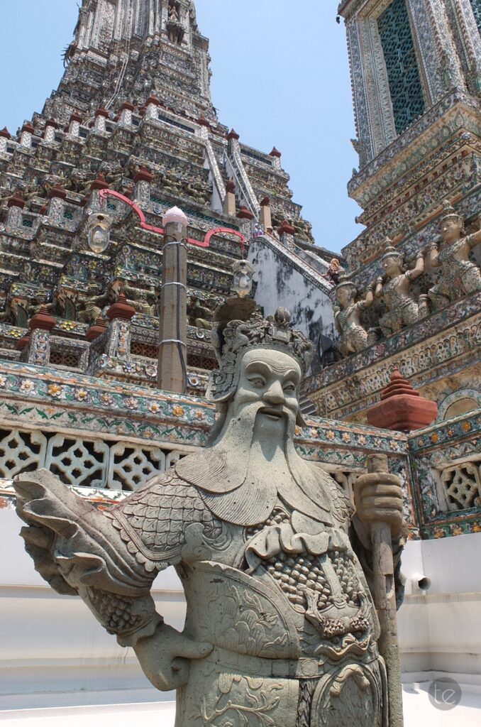 Wat Arun: Thailand's Iconic Temple of Dawn