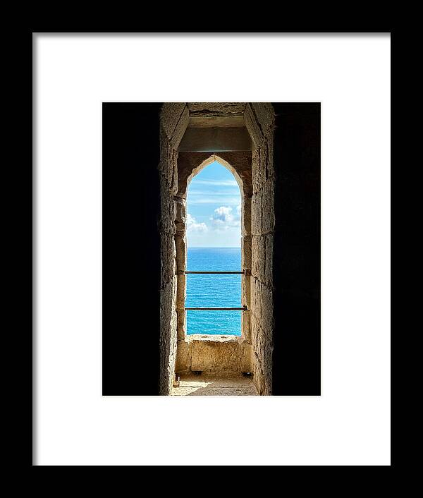 The Papa Luna's View - Ocean View Through Stone Arch